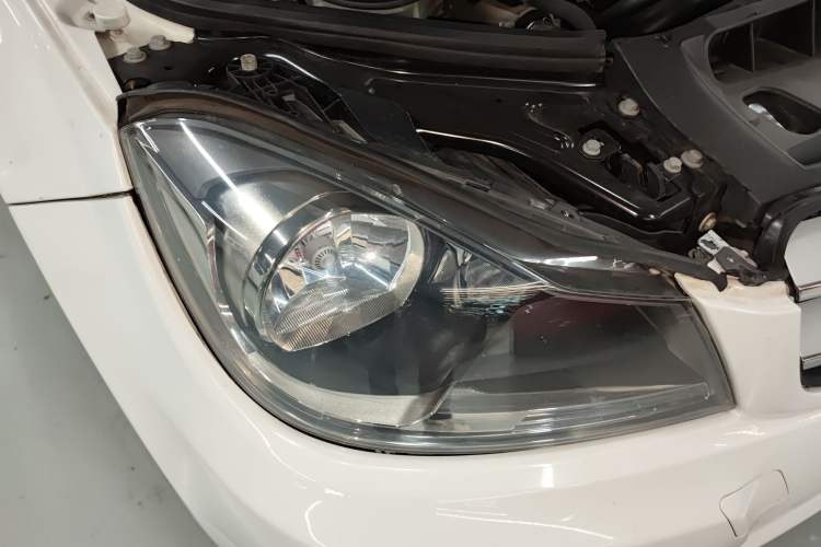 Used Mercedes-Benz C-Class 2013 C 180 Coupe Right Front Headlight