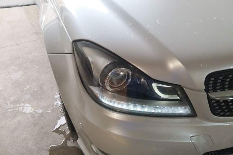 Used Mercedes-Benz C-Class 2013 C 180 Classic Grand Edition Right Front Headlight