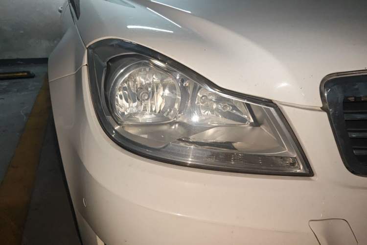 Used Mercedes-Benz C-Class 2013 C 260 CGI Elegant Model Right Front Headlight