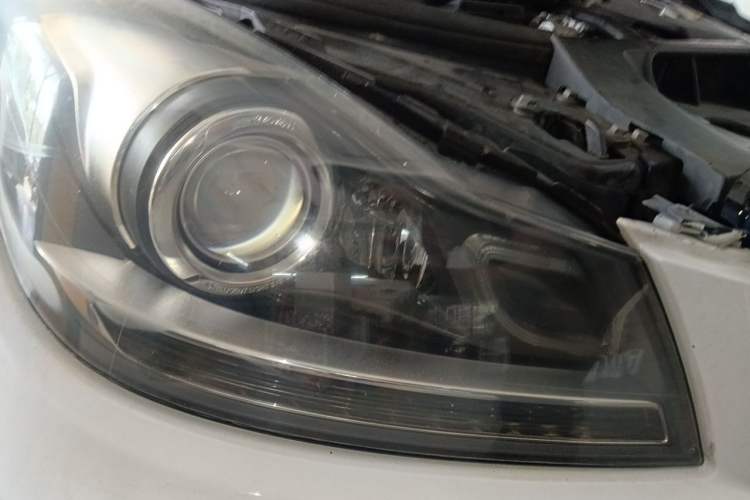 Used Mercedes-Benz C-Class 2013 C 260 CGI Fashion Model Right Front Headlight