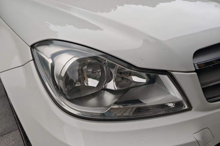 Used Mercedes-Benz C-Class 2013 C 180 Classic Grand Edition Right Front Headlight