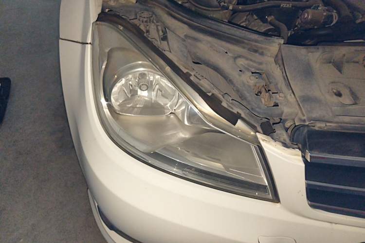 Used Mercedes-Benz C-Class 2013 C 180 Classic Grand Edition Right Front Headlight