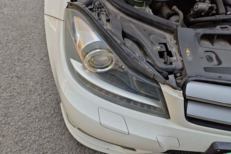 Used Mercedes-Benz C-Class 2013 C 180 Coupe Right Front Headlight