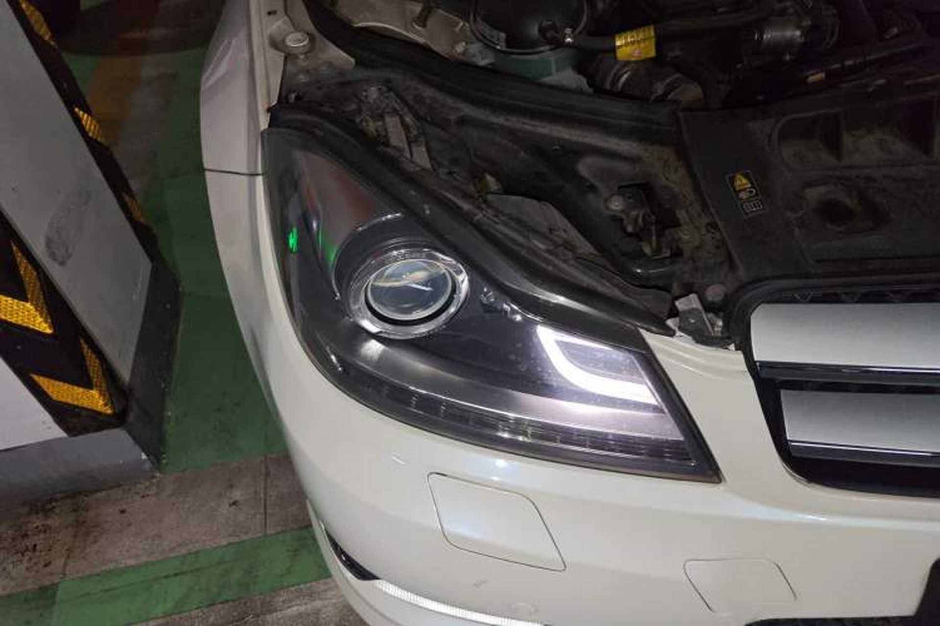 Used Mercedes-Benz C-Class 2013 C 180 Coupe Right Front Headlight