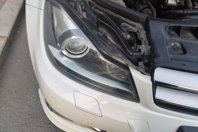 Used Mercedes-Benz C-Class 2013 C 180 Coupe Right Front Headlight