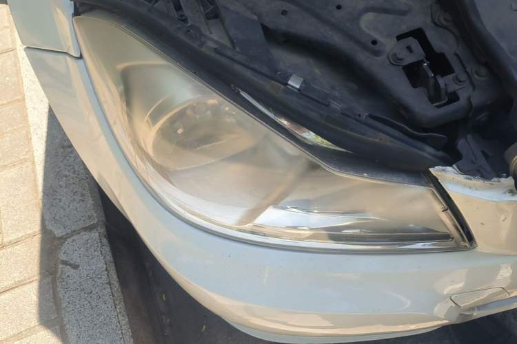 Used Mercedes-Benz C-Class 2013 C 180 CGI Classic Right Front Headlight