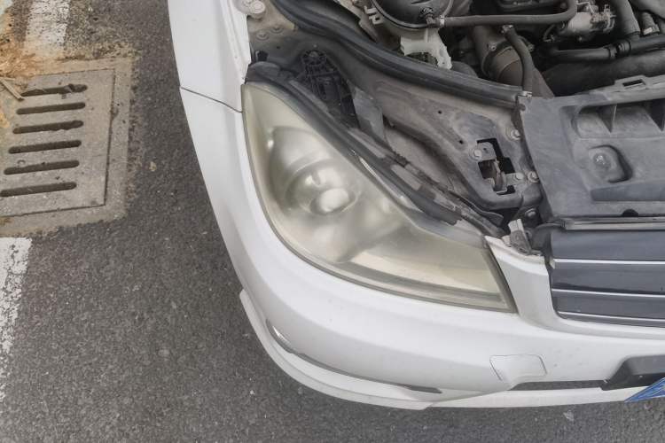 Used Mercedes-Benz C-Class 2013 C 180 Classic Grand Edition Right Front Headlight
