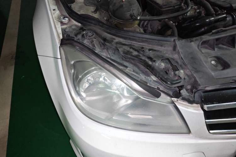 Used Mercedes-Benz C-Class 2013 C 180 Classic Grand Edition Right Front Headlight