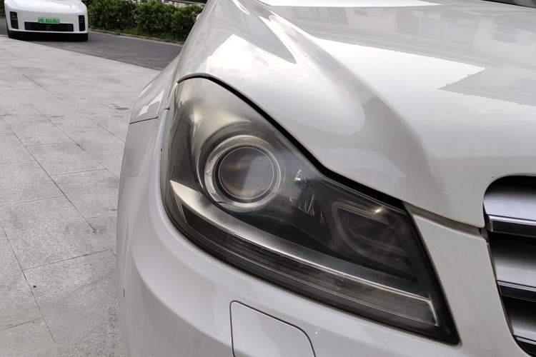 Used Mercedes-Benz C-Class 2013 C 260 CGI Fashion Model Right Front Headlight