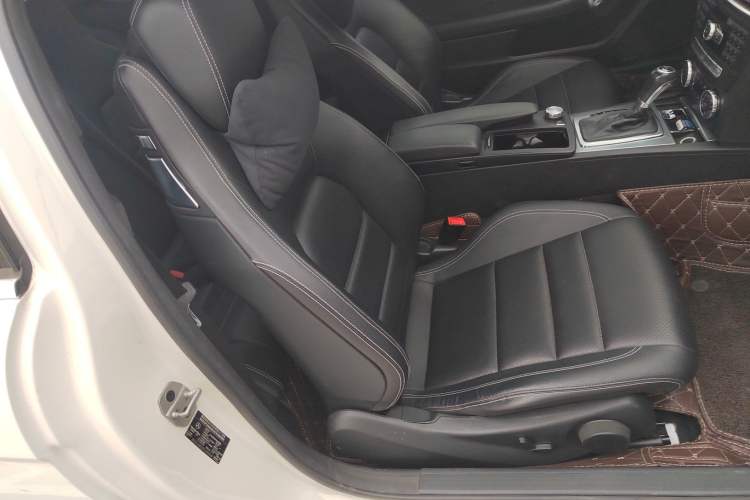 Used Mercedes-Benz C-Class 2013 C 180 Coupe Right Front Seat