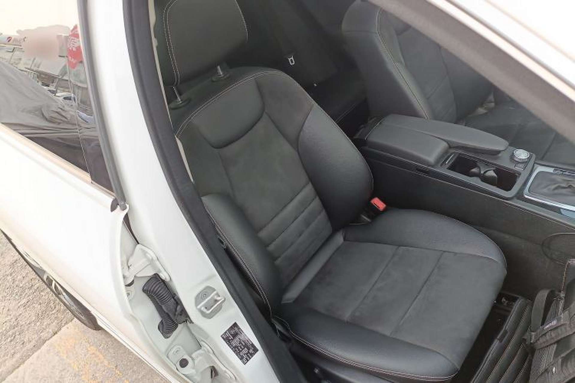 Used Mercedes-Benz C-Class 2013 C 260 Fashion Edition Grand Edition Right Front Seat