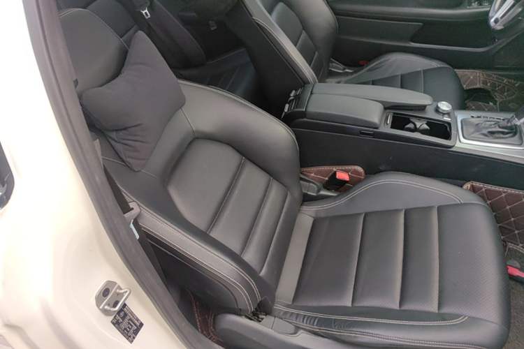Used Mercedes-Benz C-Class 2013 C 180 Coupe Right Front Seat