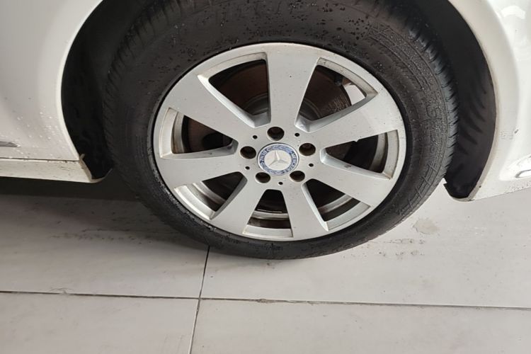 Used Mercedes-Benz C-Class 2013 C 180 CGI Classic Right Front Wheel Hub