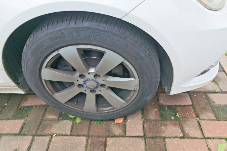 Used Mercedes-Benz C-Class 2013 C 180 CGI Classic Right Front Wheel Hub