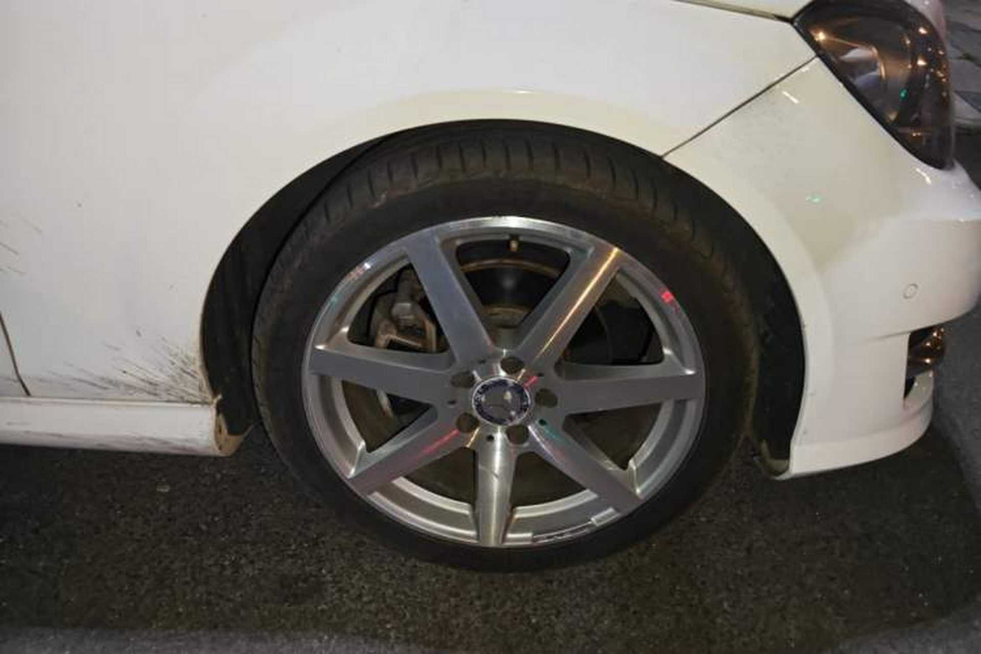 Used Mercedes-Benz C-Class 2013 C 180 Coupe Right Front Wheel Hub