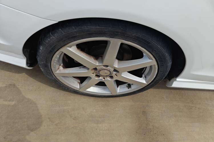 Used Mercedes-Benz C-Class 2013 C 180 Coupe Right Rear Wheel Hub