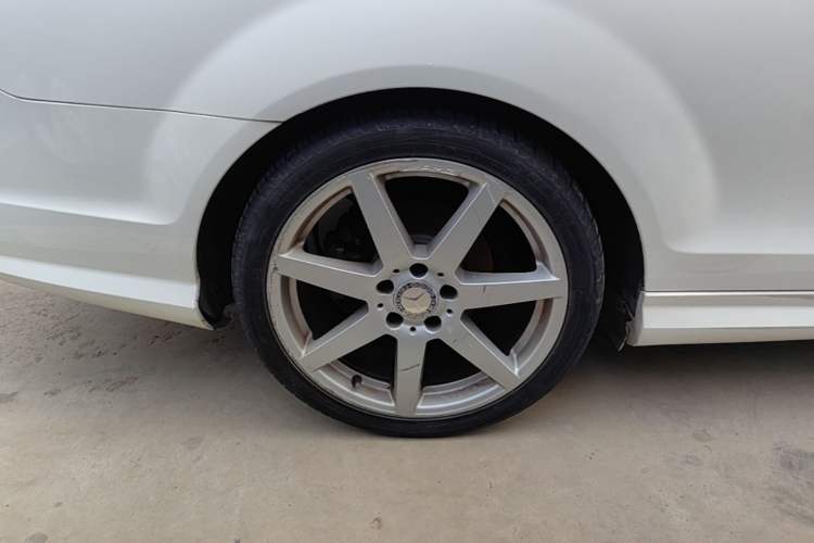 Used Mercedes-Benz C-Class 2013 C 180 Coupe Right Rear Wheel Hub