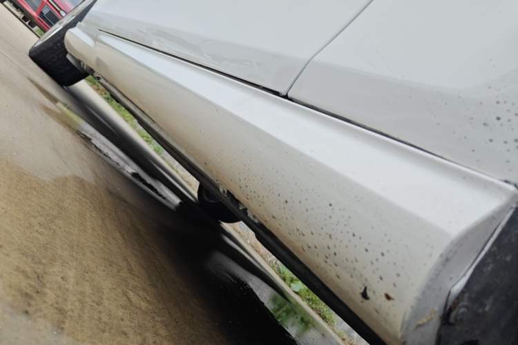 Used Mercedes-Benz C-Class 2013 C 180 Coupe Right Side Sill