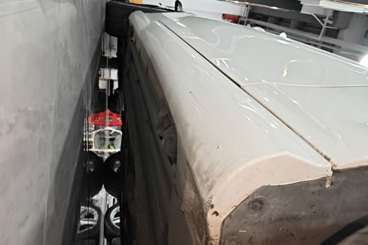 Used Mercedes-Benz C-Class 2013 C 180 Coupe Right Side Sill