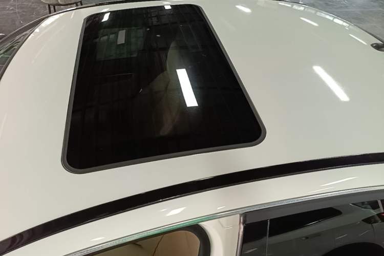 Used Mercedes-Benz C-Class 2013 C 260 Fashion Edition Grand Edition Roof