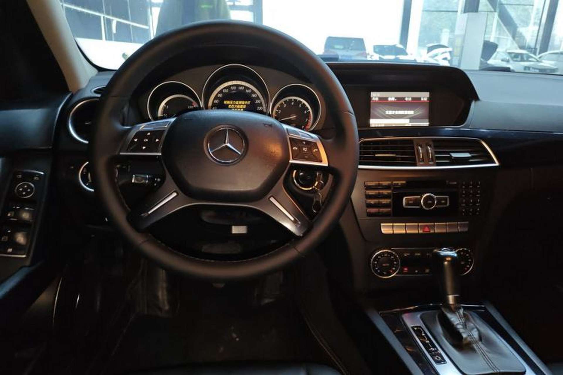 Used Mercedes-Benz C-Class 2013 C 180 Classic Grand Edition Steering Wheel