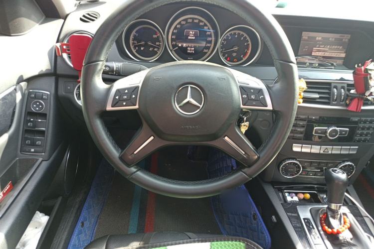 Used Mercedes-Benz C-Class 2013 C 180 CGI Classic Steering Wheel