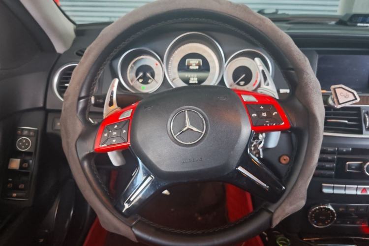 Used Mercedes-Benz C-Class 2013 C 260 Elegant Grand Edition Steering Wheel