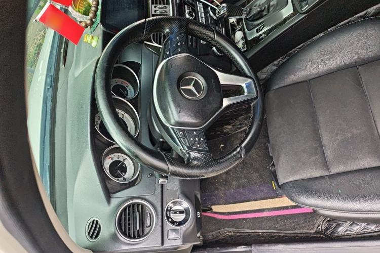 Used Mercedes-Benz C-Class 2013 C 260 CGI Fashion Model Steering Wheel
