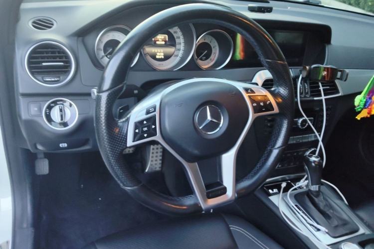 Used Mercedes-Benz C-Class 2013 C 180 Coupe Steering Wheel