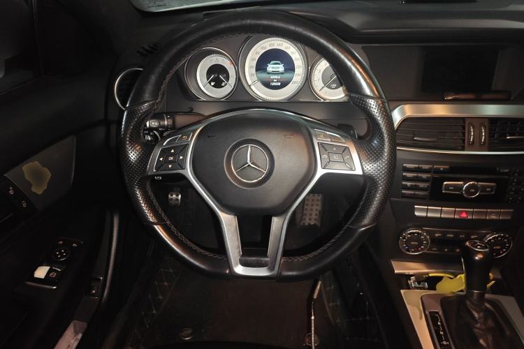 Used Mercedes-Benz C-Class 2013 C 180 Coupe Steering Wheel