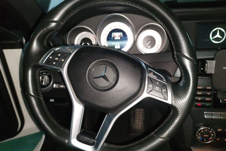 Used Mercedes-Benz C-Class 2013 C 180 Coupe Steering Wheel