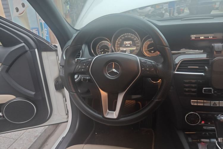 Used Mercedes-Benz C-Class 2013 C 260 CGI Fashion Model Steering Wheel