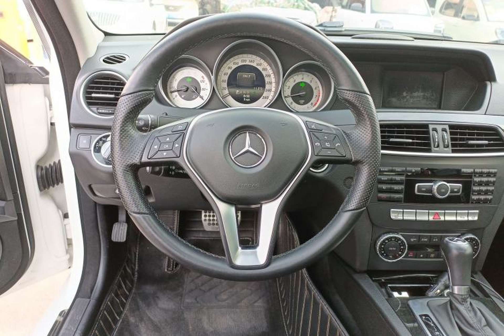 Used Mercedes-Benz C-Class 2013 C 260 Fashion Edition Grand Edition Steering Wheel