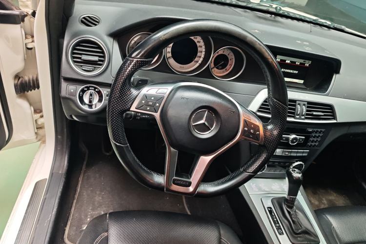 Used Mercedes-Benz C-Class 2013 C 180 Coupe Steering Wheel