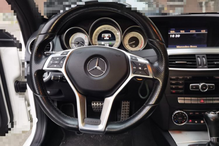 Used Mercedes-Benz C-Class 2013 C 180 Coupe Steering Wheel