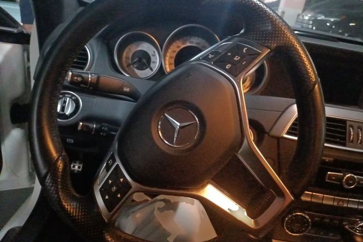 Used Mercedes-Benz C-Class 2013 C 180 Coupe Steering Wheel