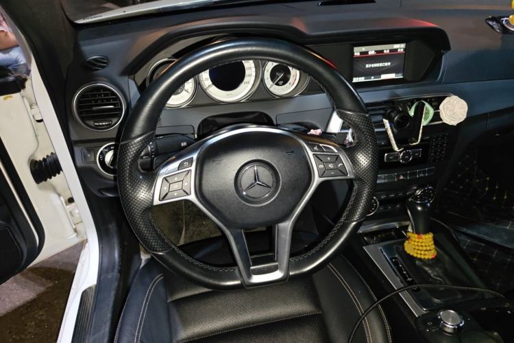Used Mercedes-Benz C-Class 2013 C 180 Coupe Steering Wheel