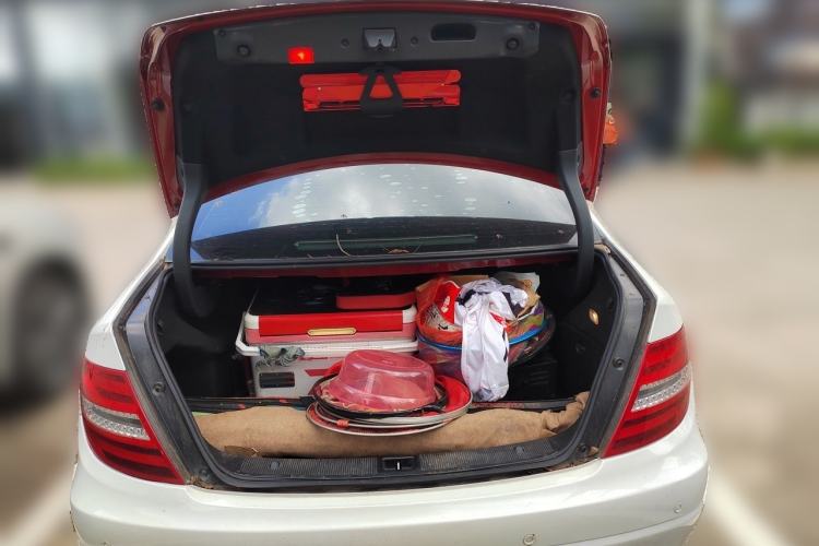 Used Mercedes-Benz C-Class 2013 C 180 CGI Classic Trunk