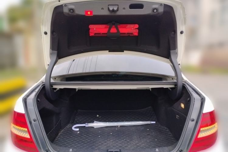 Used Mercedes-Benz C-Class 2013 C 260 Fashion Edition Grand Edition Trunk