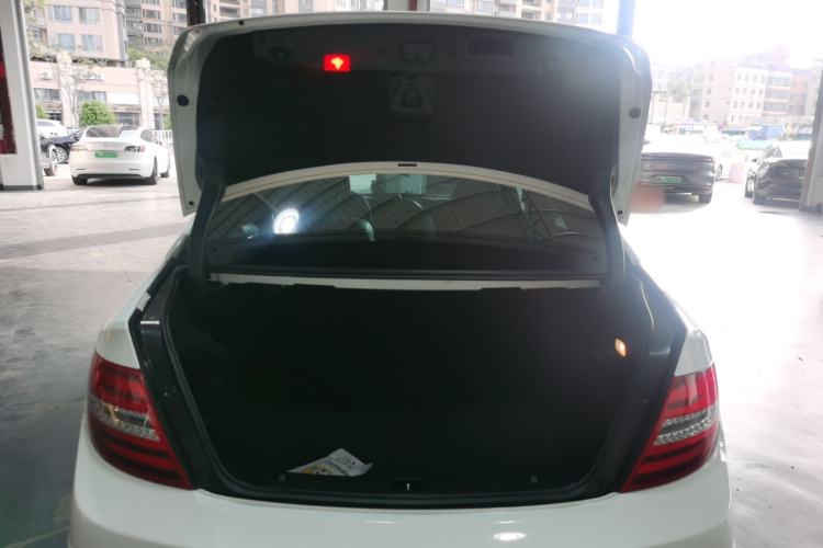 Used Mercedes-Benz C-Class 2013 C 260 Fashion Edition Grand Edition Trunk