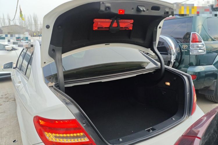 Used Mercedes-Benz C-Class 2013 C 260 Elegant Grand Edition Trunk