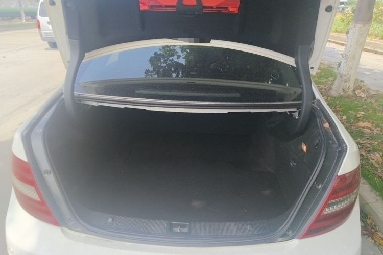 Used Mercedes-Benz C-Class 2013 C 180 Classic Grand Edition Trunk