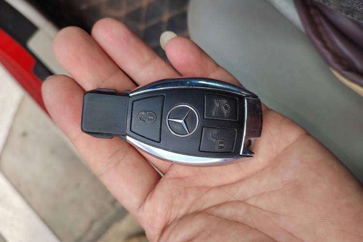 Used Mercedes-Benz C-Class 2013 C 180 CGI Classic Vehicle Key