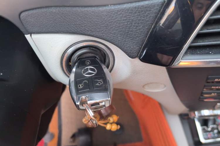 Used Mercedes-Benz C-Class 2013 C 180 Classic Grand Edition Vehicle Key