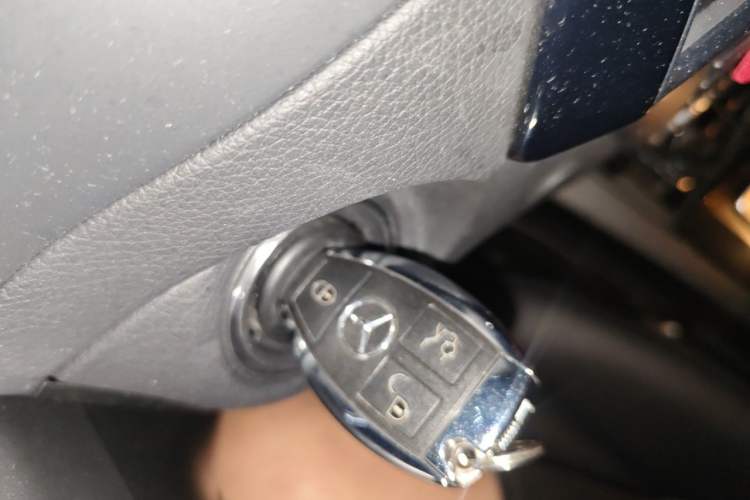 Used Mercedes-Benz C-Class 2013 C 180 Classic Grand Edition Vehicle Key