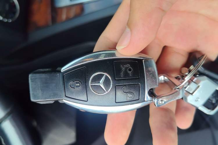 Used Mercedes-Benz C-Class 2013 C 260 CGI Elegant Model Vehicle Key