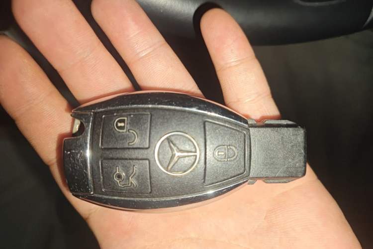 Used Mercedes-Benz C-Class 2013 C 260 CGI Elegant Model Vehicle Key