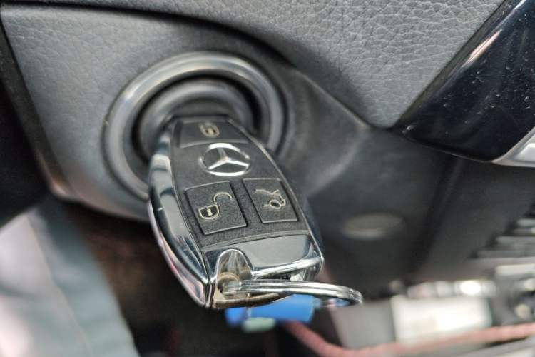 Used Mercedes-Benz C-Class 2013 C 180 Classic Grand Edition Vehicle Key