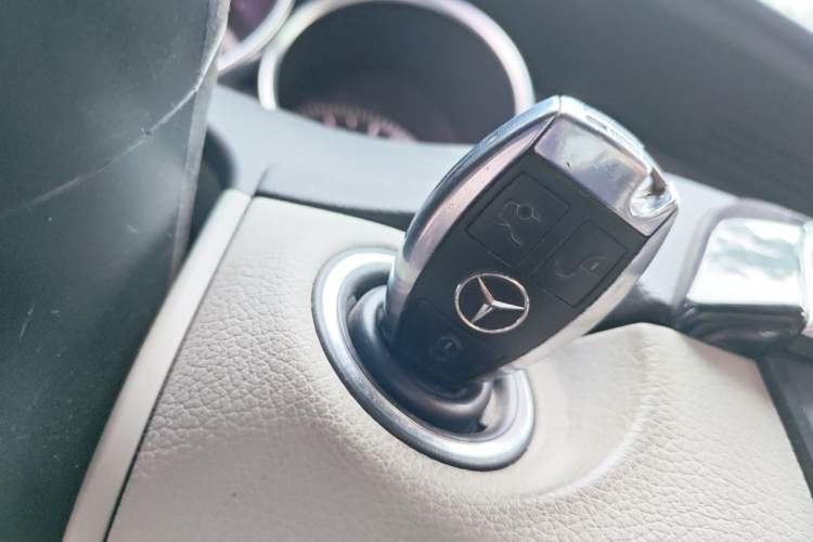 Used Mercedes-Benz C-Class 2013 C 180 CGI Classic Vehicle Key