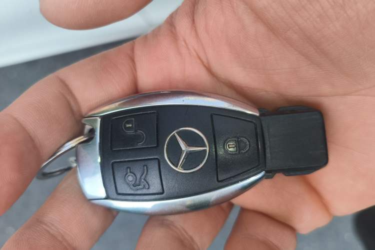 Used Mercedes-Benz C-Class 2013 C 180 Classic Grand Edition Vehicle Key